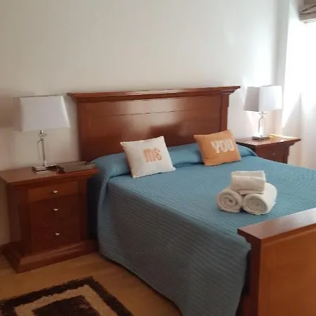 Casa Bonequinha Feriehus