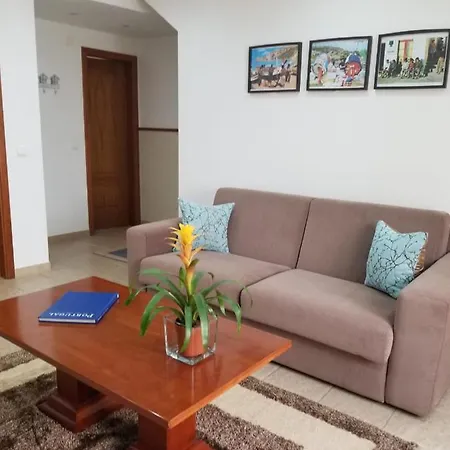 Casa Bonequinha Feriehus *